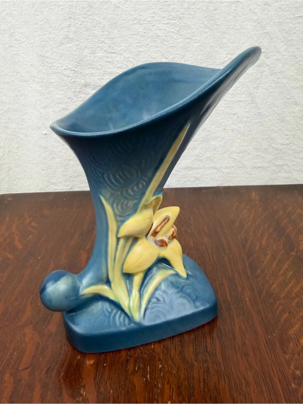 Vintage Roseville Zephyr Lily 203-6 Blue Cornucopia Vase 1946 Art Pottery